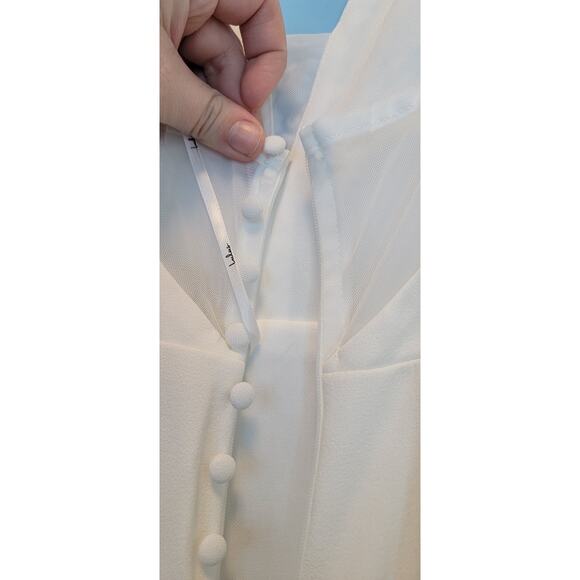 Dreamy Elegant Size Small NWT Lulus Wedding Dress Button Detail Spaghetti V-Neck - Picture 13 of 16